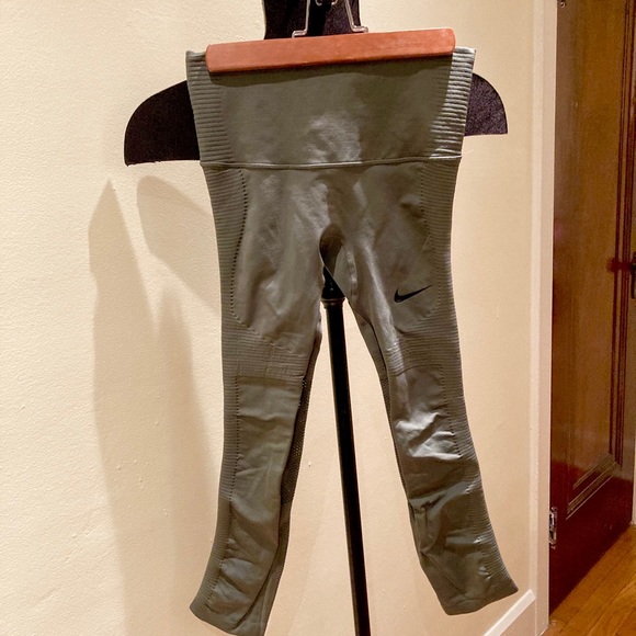 Nike High Waisted Epic Lux Running Tights